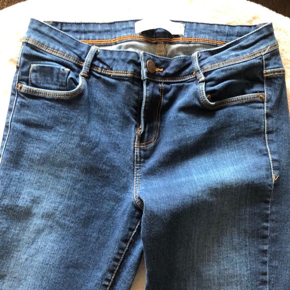 Zara Mid Rise Skinny Jeans - Picture 3 of 5